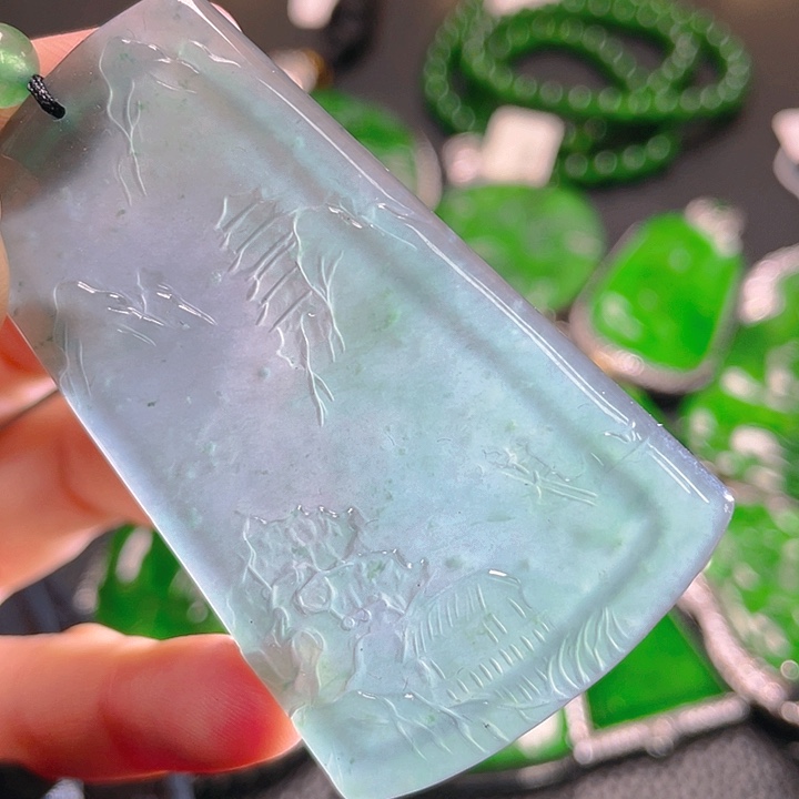 翡翠颈饰未镶嵌39，