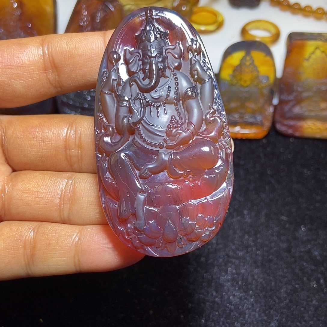 琥珀颈饰未镶嵌缅甸天然琥珀吊坠