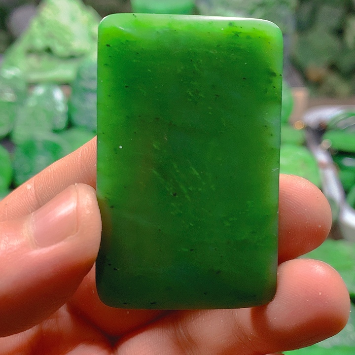 和田玉（碧玉）未镶嵌珠宝半成品