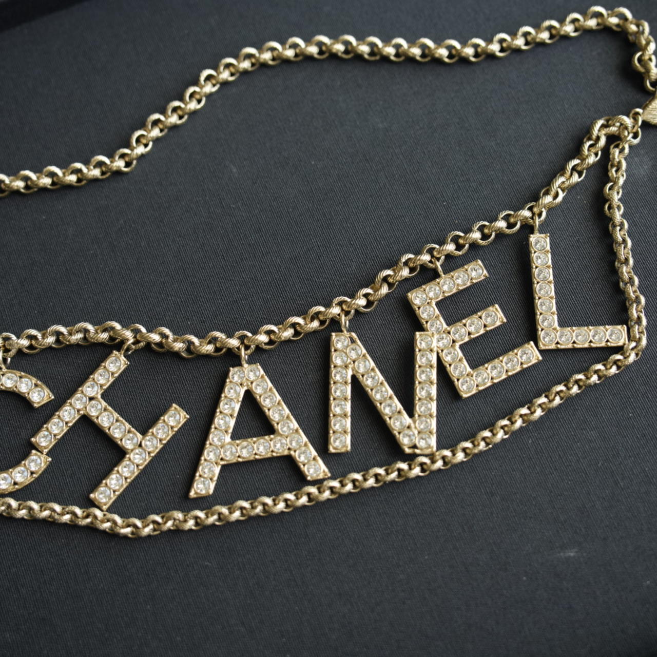 Chanel沙滩字母双层腰链