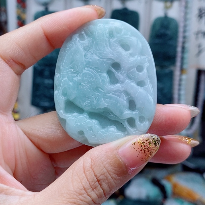 翡翠未镶嵌颈饰翡翠