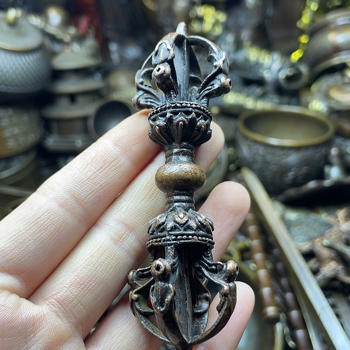 全是铜铜铜器铜器