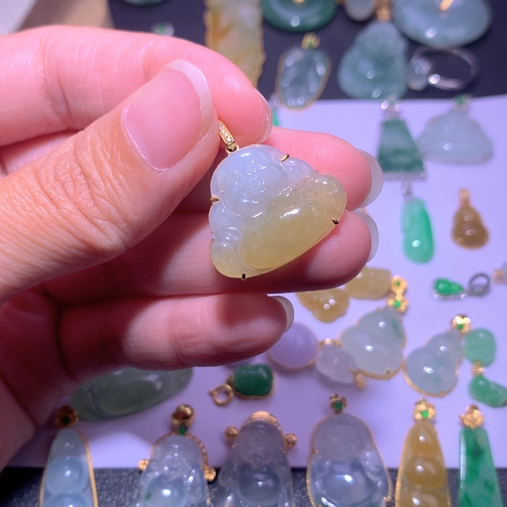 颈饰18K金镶嵌翡翠1**7翡翠