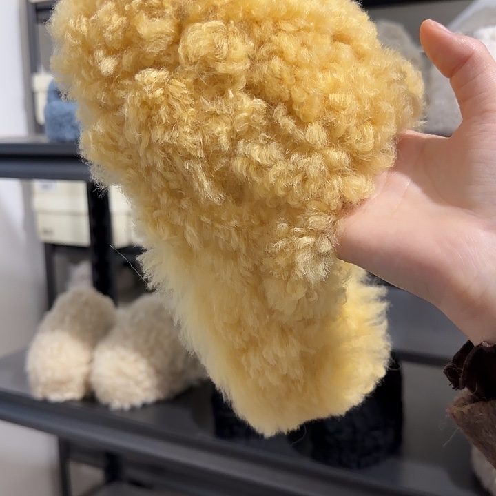 36黄色卷毛包脚五厘米