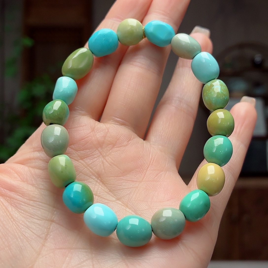 绿松石未镶嵌珠宝奇石