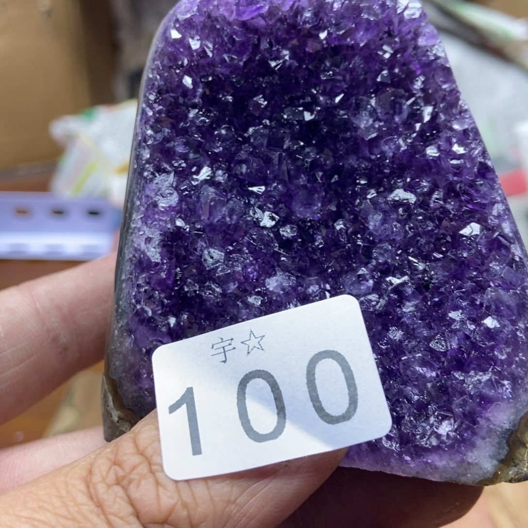 紫晶天然水晶摆件未镶嵌