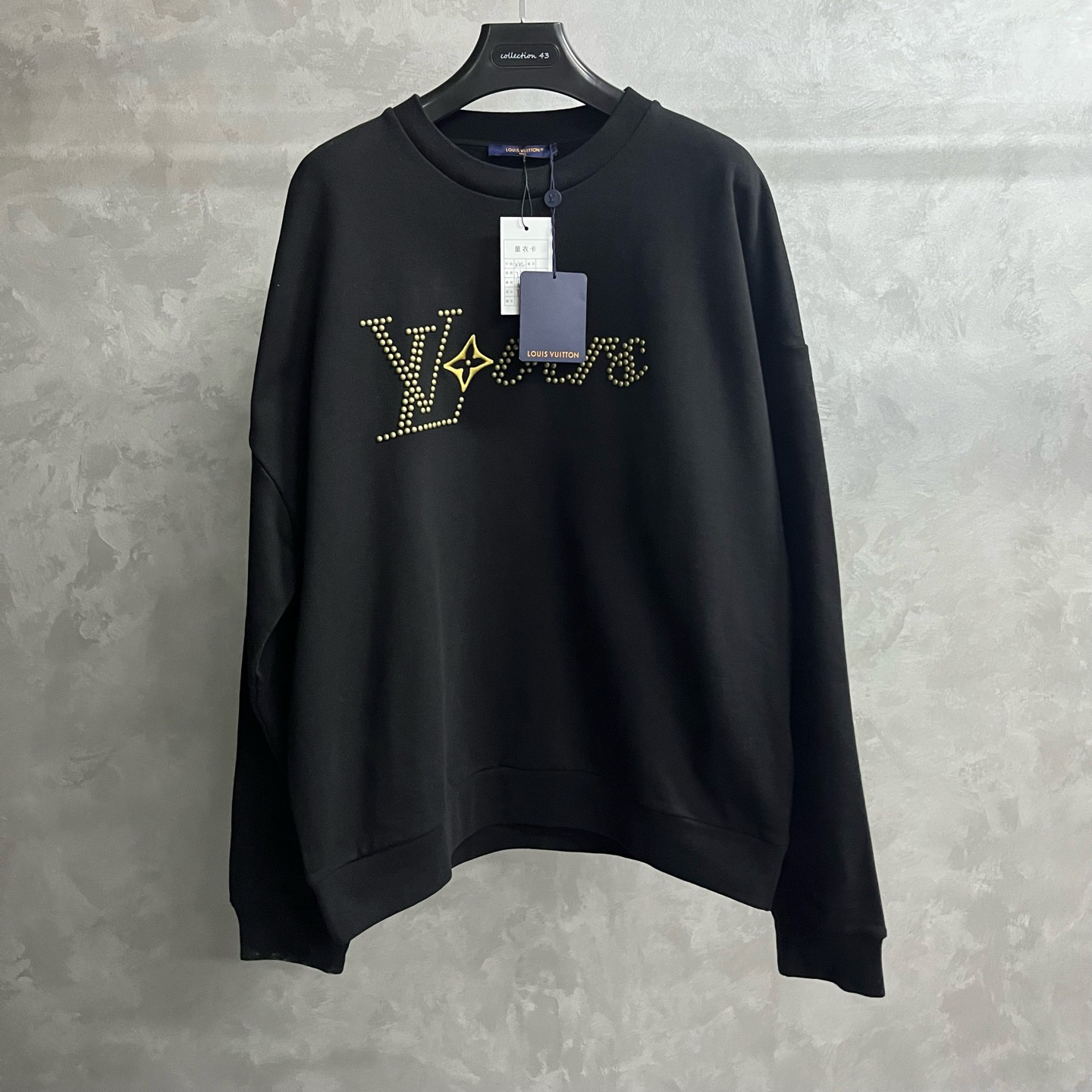 louis vuitton 24黑色字母印花圆领长袖卫衣/Xxl