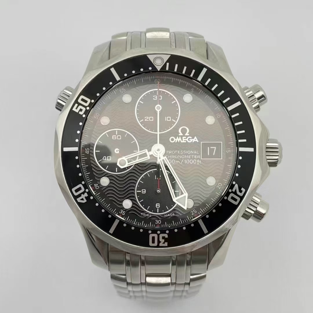 95新 Omega/欧米茄 海马300/单表/213.30.42.40.01.001/42表径