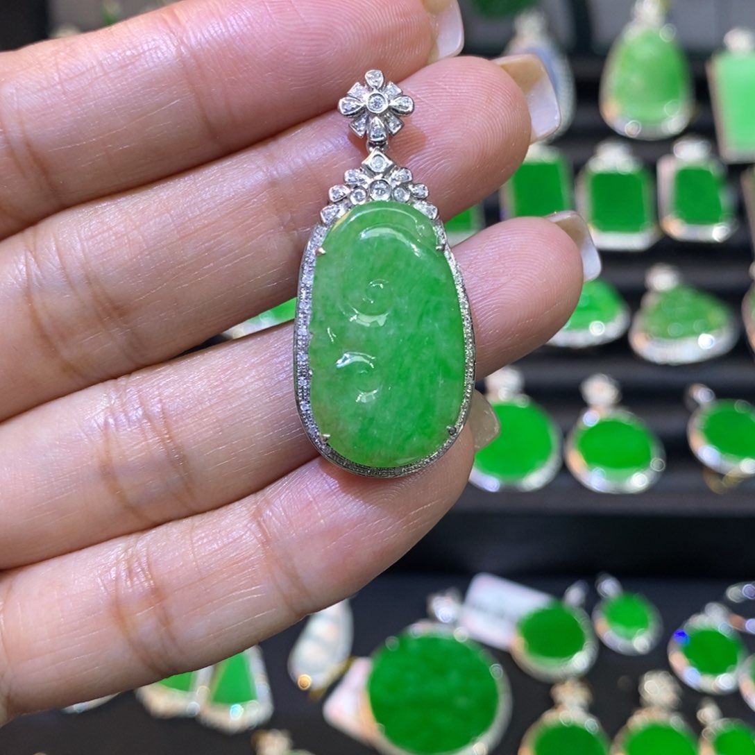 翡翠18K金镶嵌吊坠(不含链)吊坠