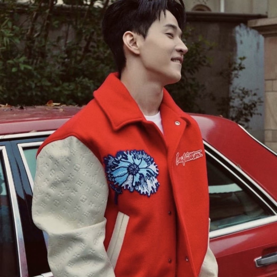 99新 LouisVuitton/路易威登 4586/字母刺绣棒球束腰夹克