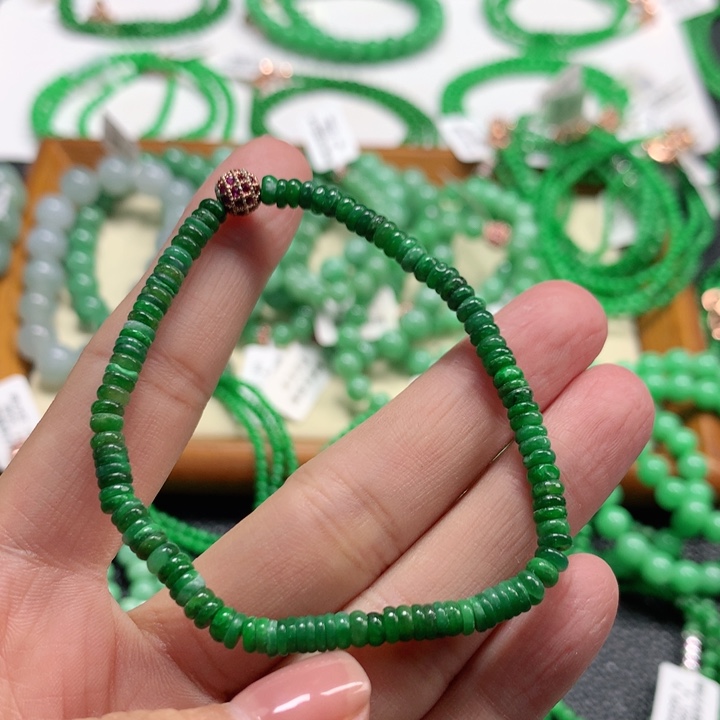 翡翠未镶嵌手链翡翠