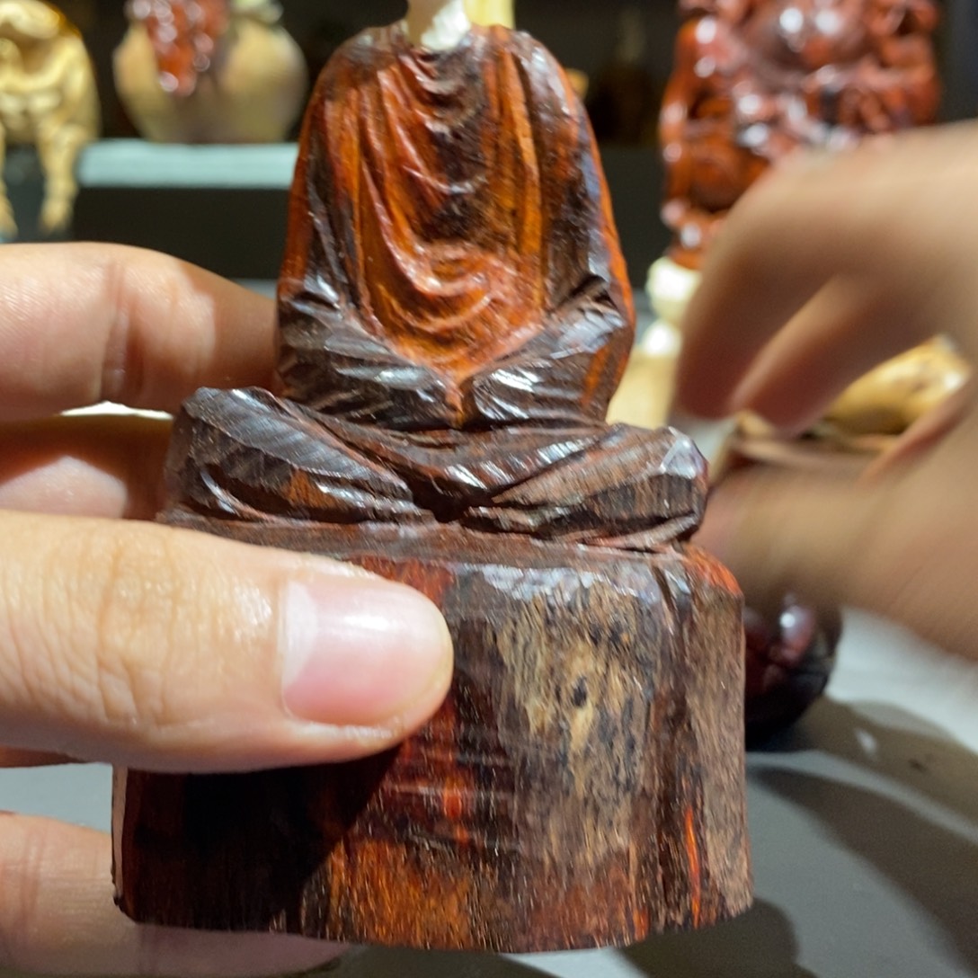 王***芝檀香紫檀（小叶紫檀）无相佛纯手工雕刻