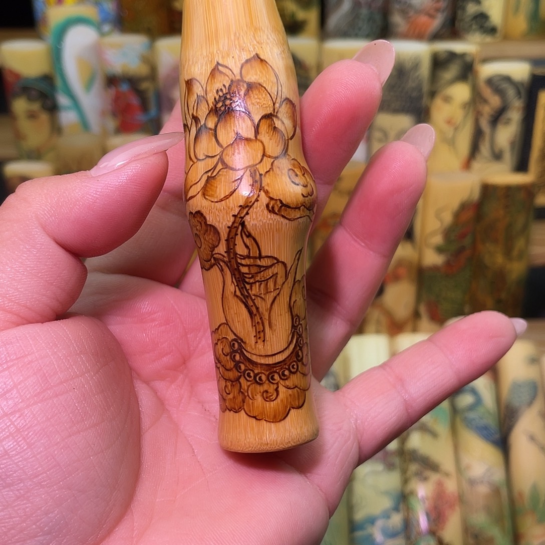 M***莹实心竹手工作品荷韵