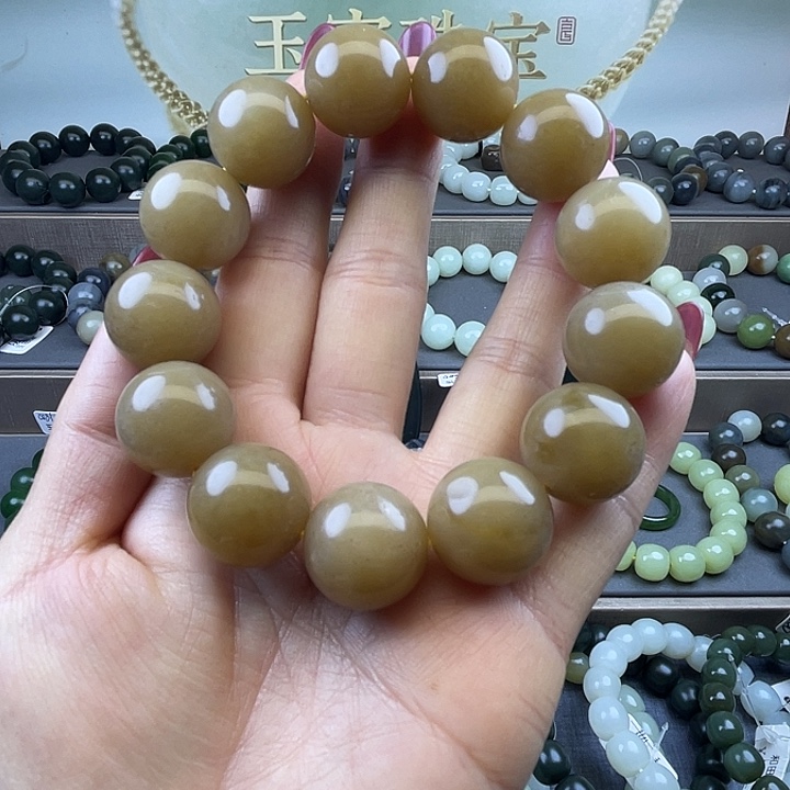 一***l和田玉未镶嵌手链