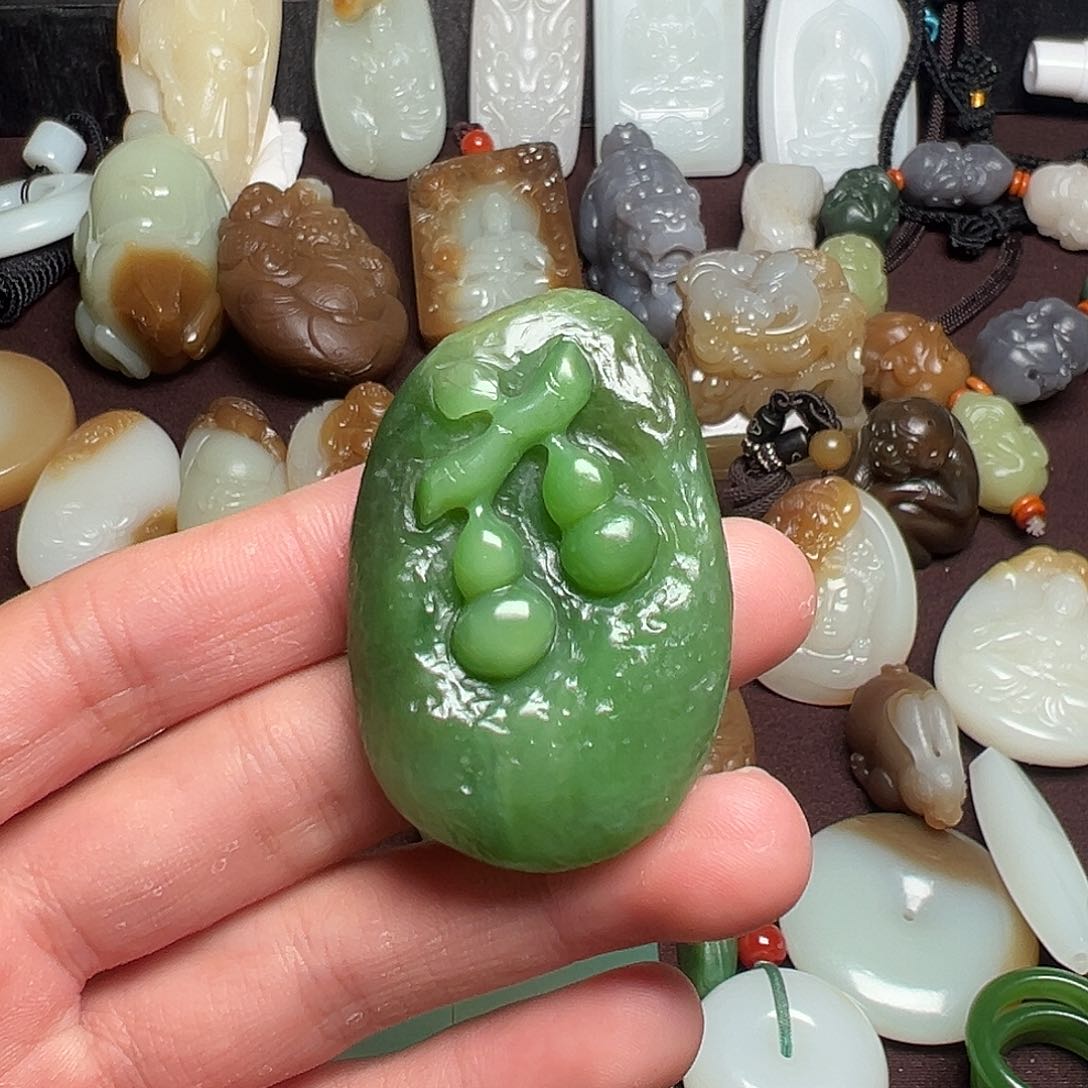 和田玉挂件未镶嵌