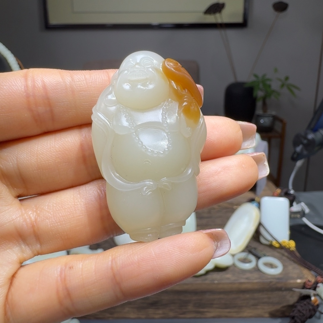 和田玉颈饰未镶嵌