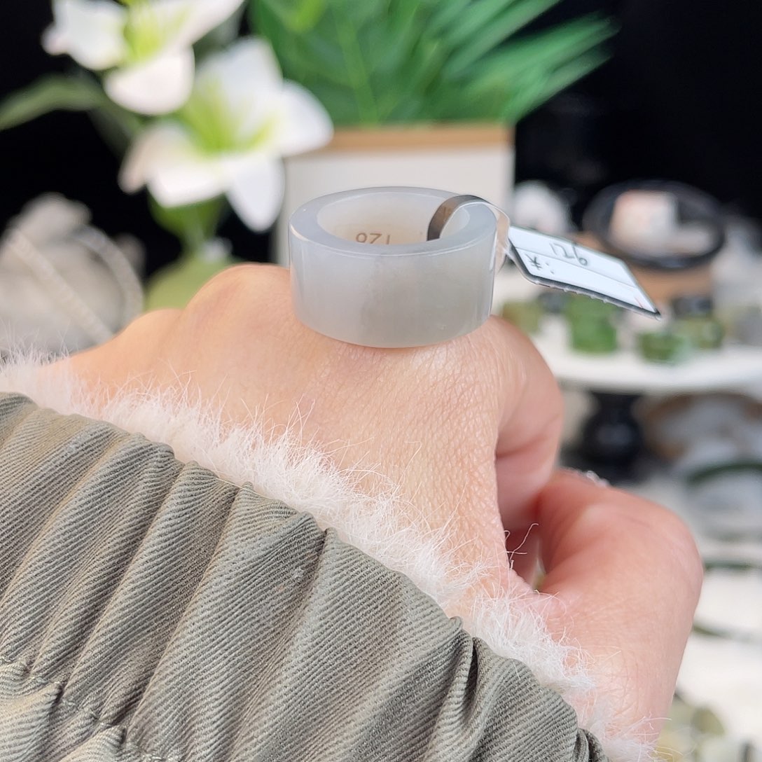 和田玉未镶嵌戒指E167山水意境烟紫直切17.5