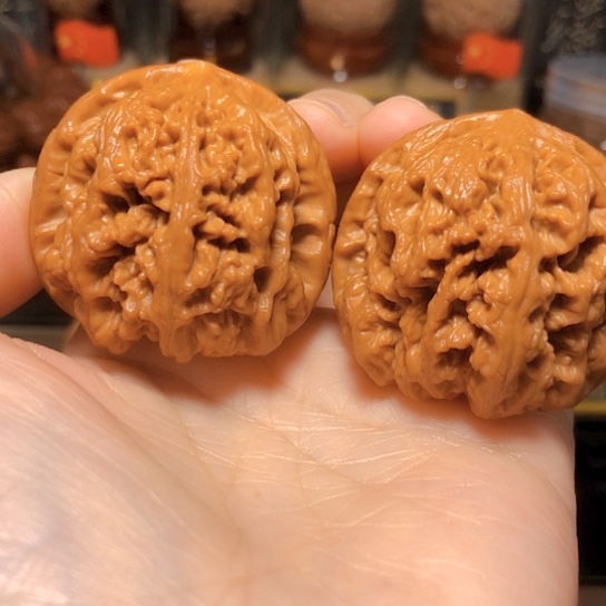 精品：平谷球体粗筋