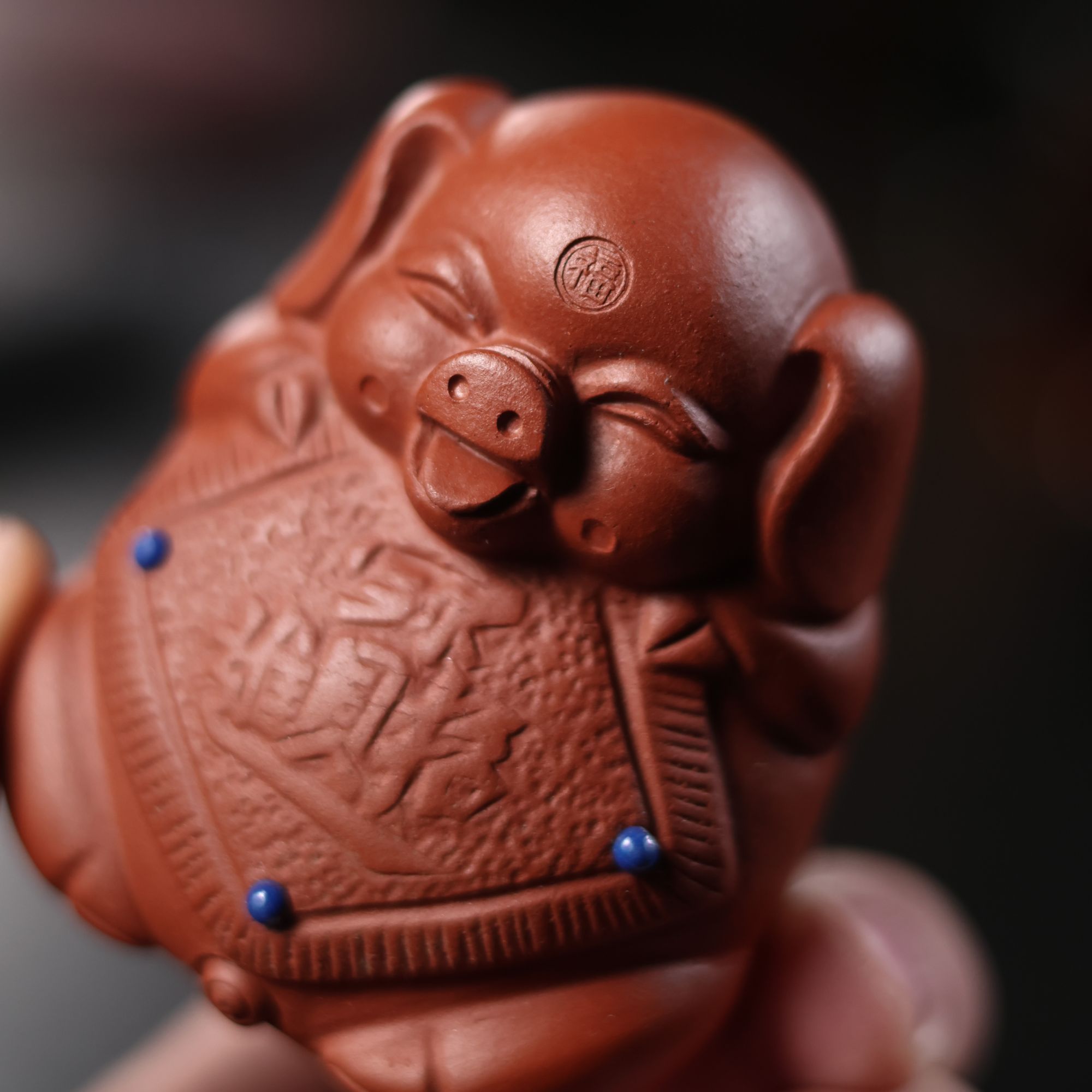 【桃溪雅集】 紫砂茶宠 清水泥 猪猪 传统精品盖置矿料标本