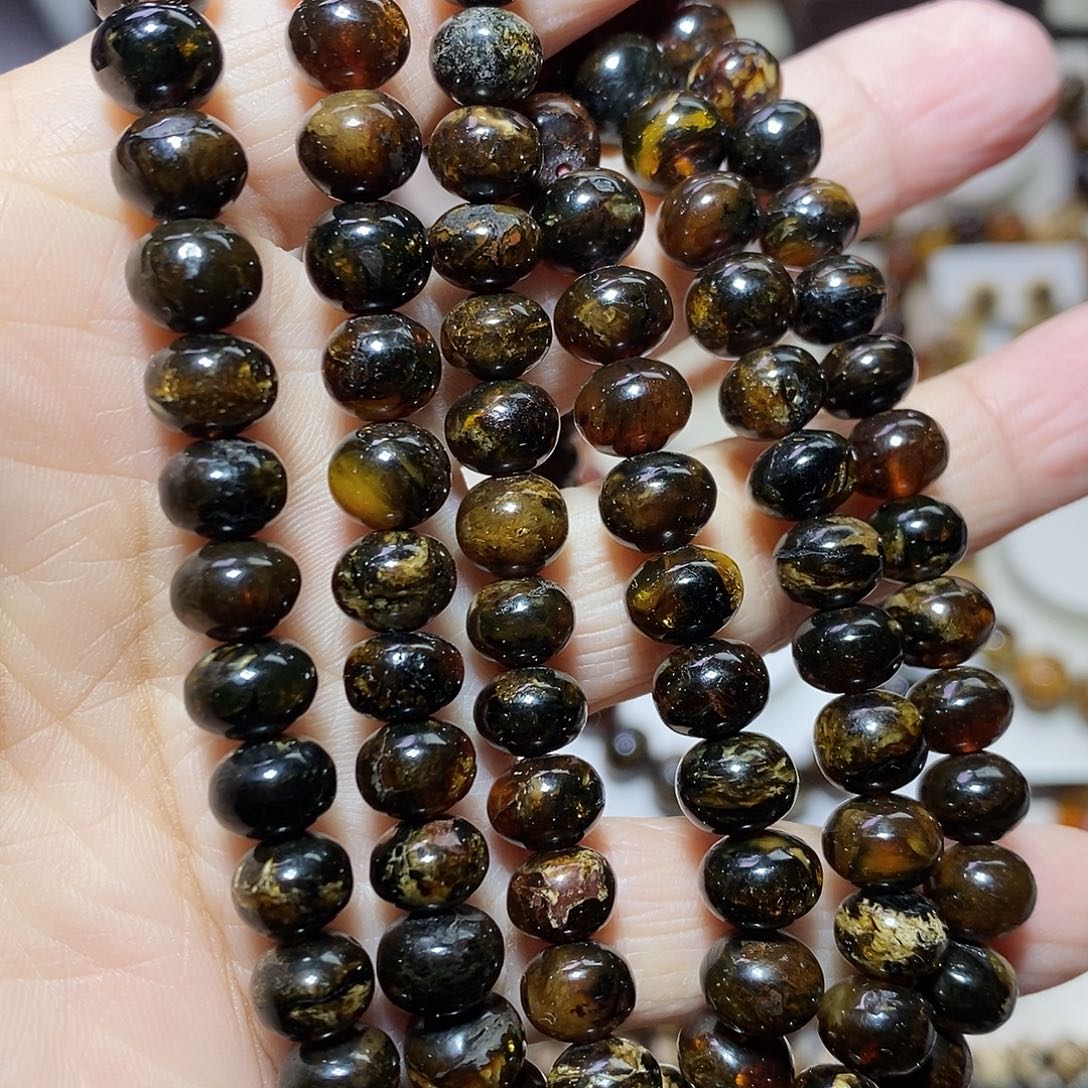 琥珀未镶嵌裸石黑金8m