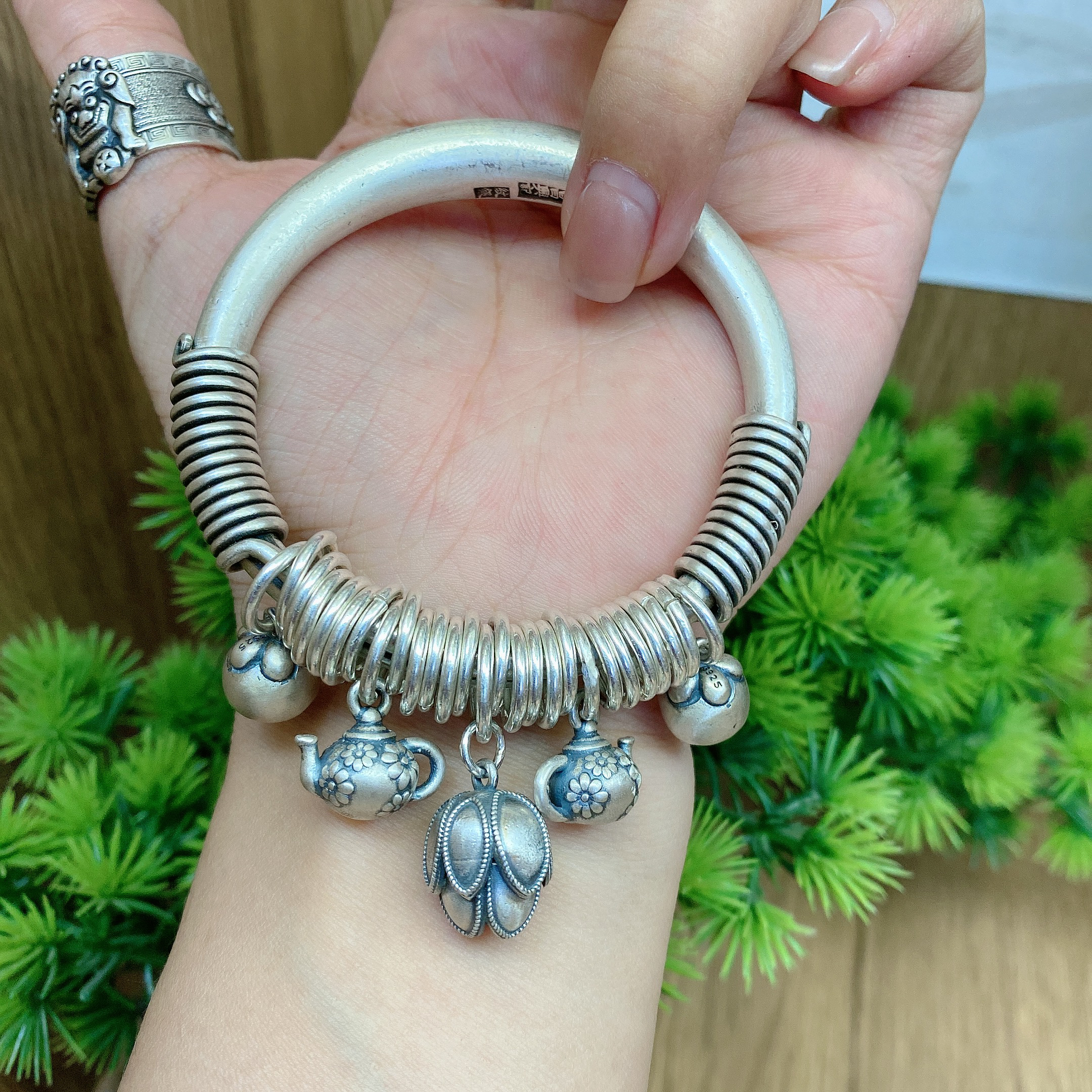 足银手镯 英英手工錾刻银手镯