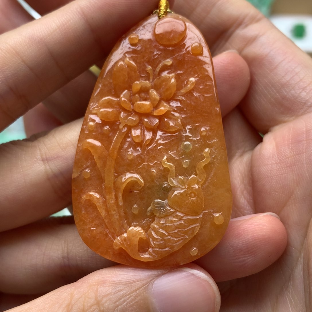 翡翠未镶嵌颈饰翡翠