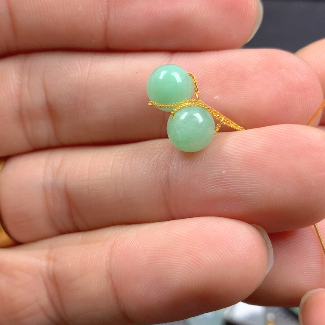 【闪购商品】翡翠颈饰18K金镶嵌更****?翡翠