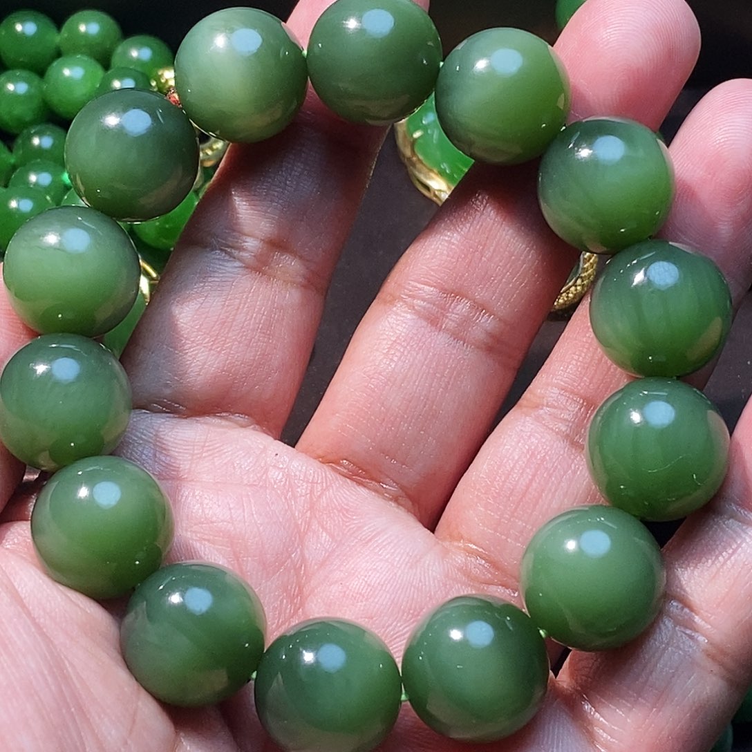 马***6和田玉（碧玉）未镶嵌手串