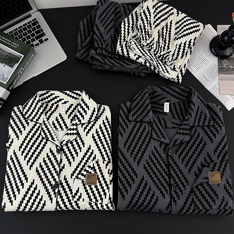 情侣款秋冬季德绒加厚保暖睡衣女士几何线条男款大码200斤家居服