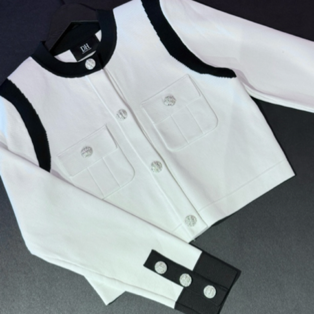 高定设计感上衣外套