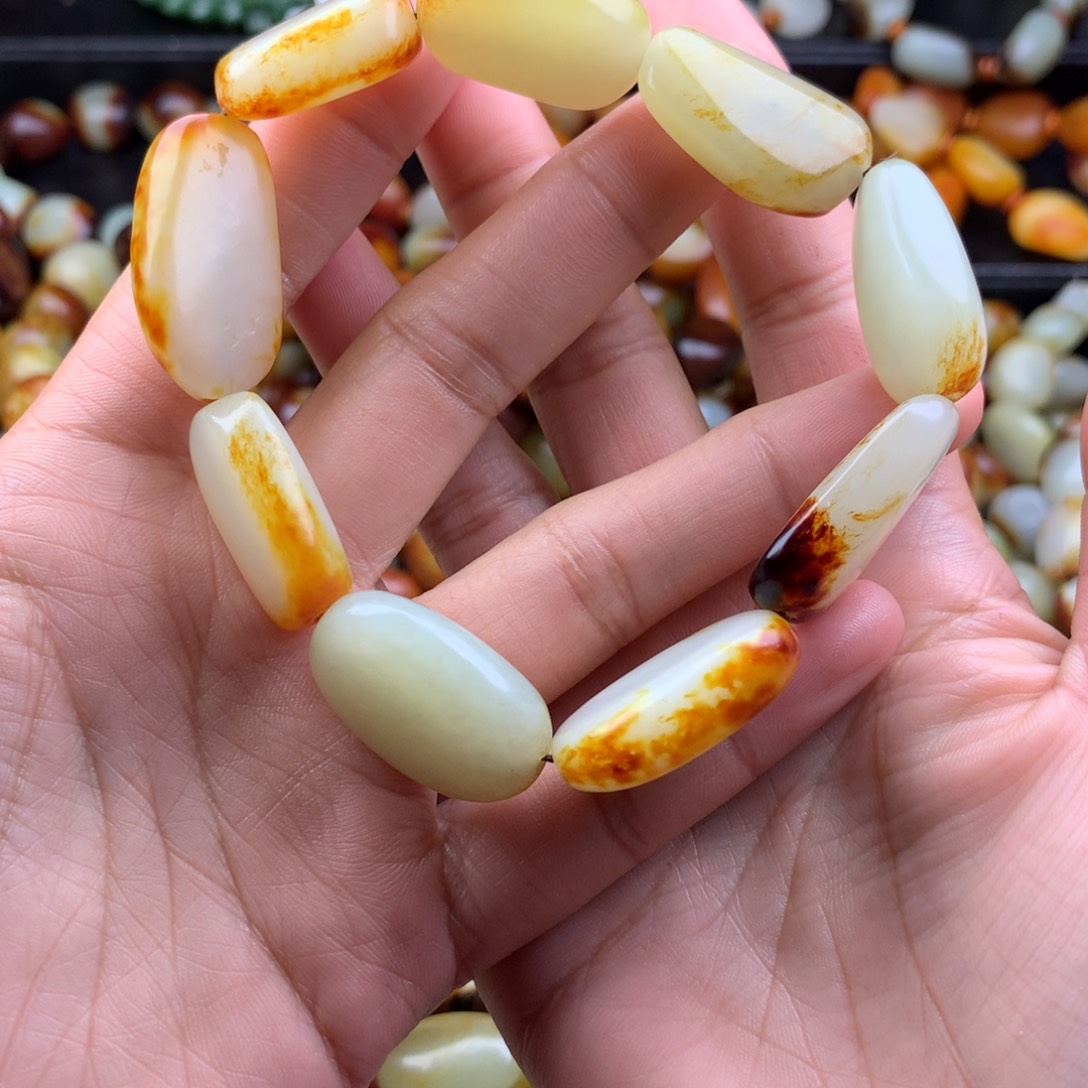 人***悟和田玉未镶嵌手链