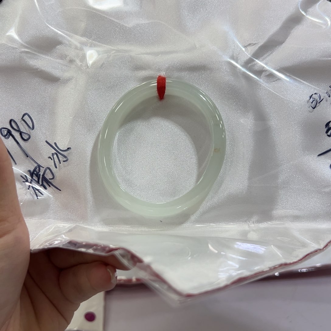 翡翠手镯未镶嵌H****a手镯