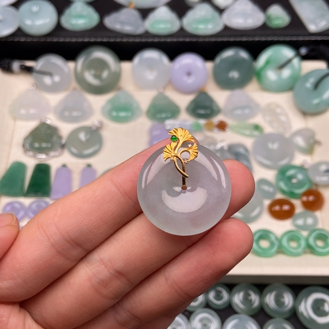 翡翠未镶嵌颈饰平安扣25