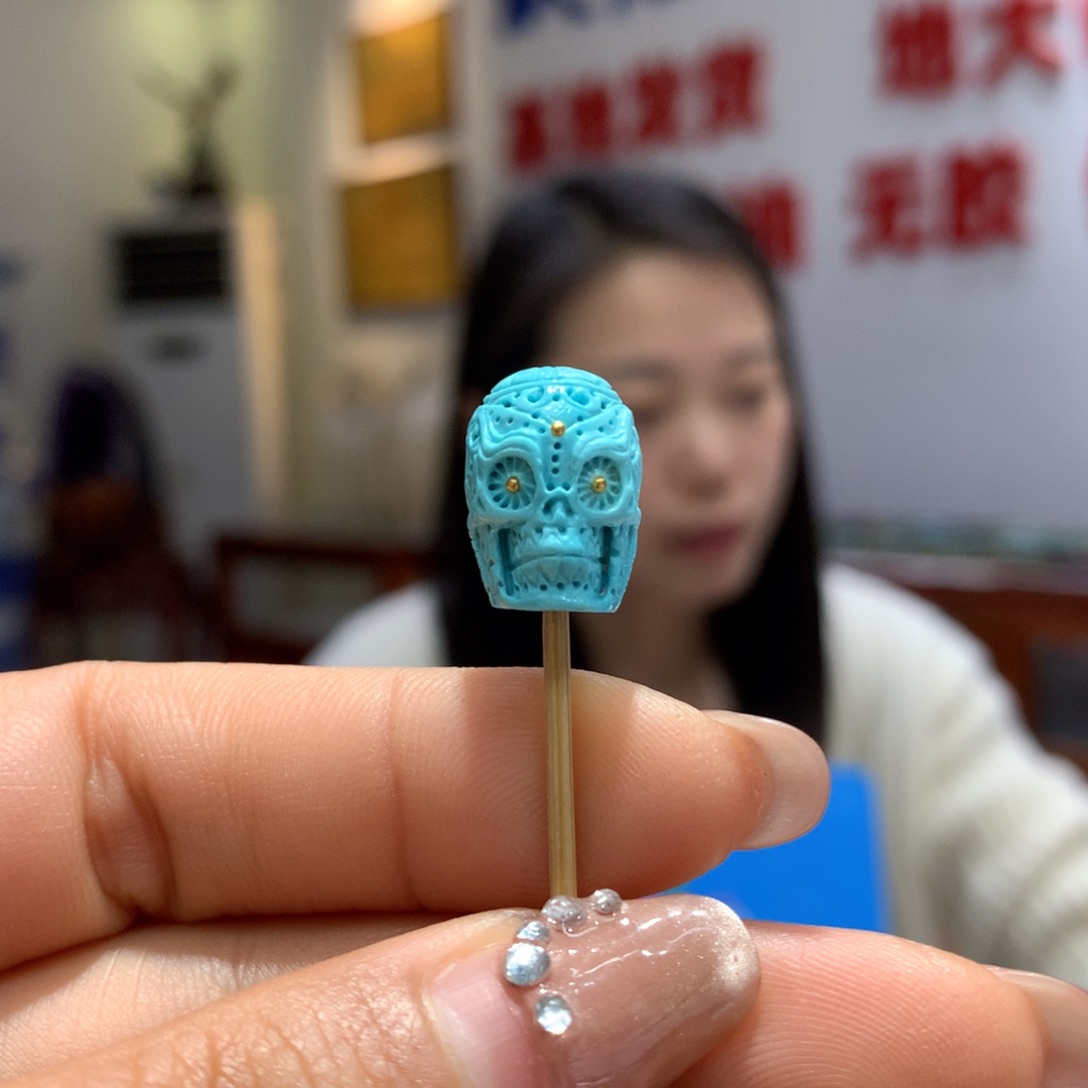 绿松石配饰未镶嵌