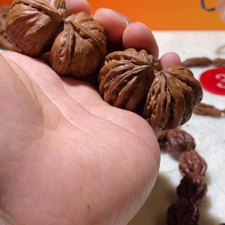 文玩核桃吊坠L磕尖26