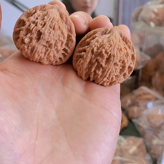 【闪购商品】把件文玩核桃38蜡皮流星雨小众