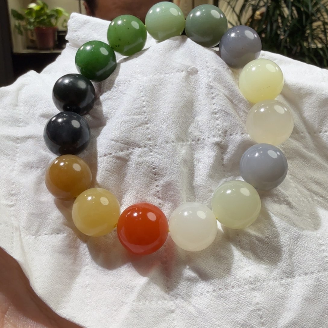 和田玉手链未镶嵌缘