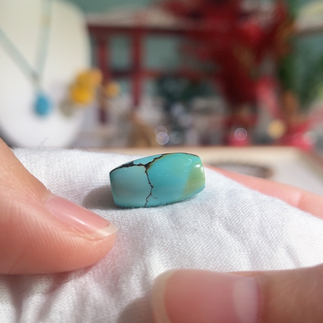 绿松石配饰未镶嵌