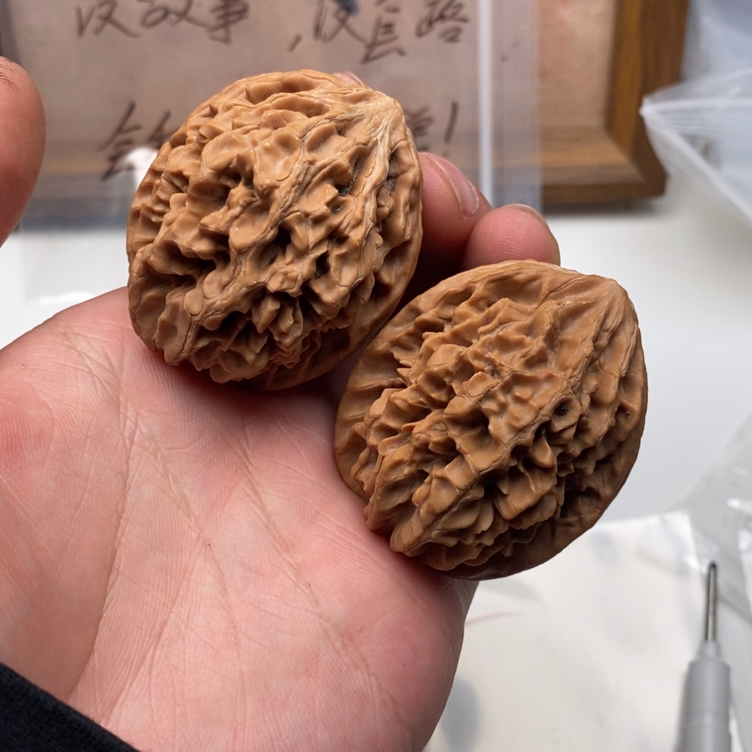 ****员手串/手链核桃招财鼠，打完底不退不换