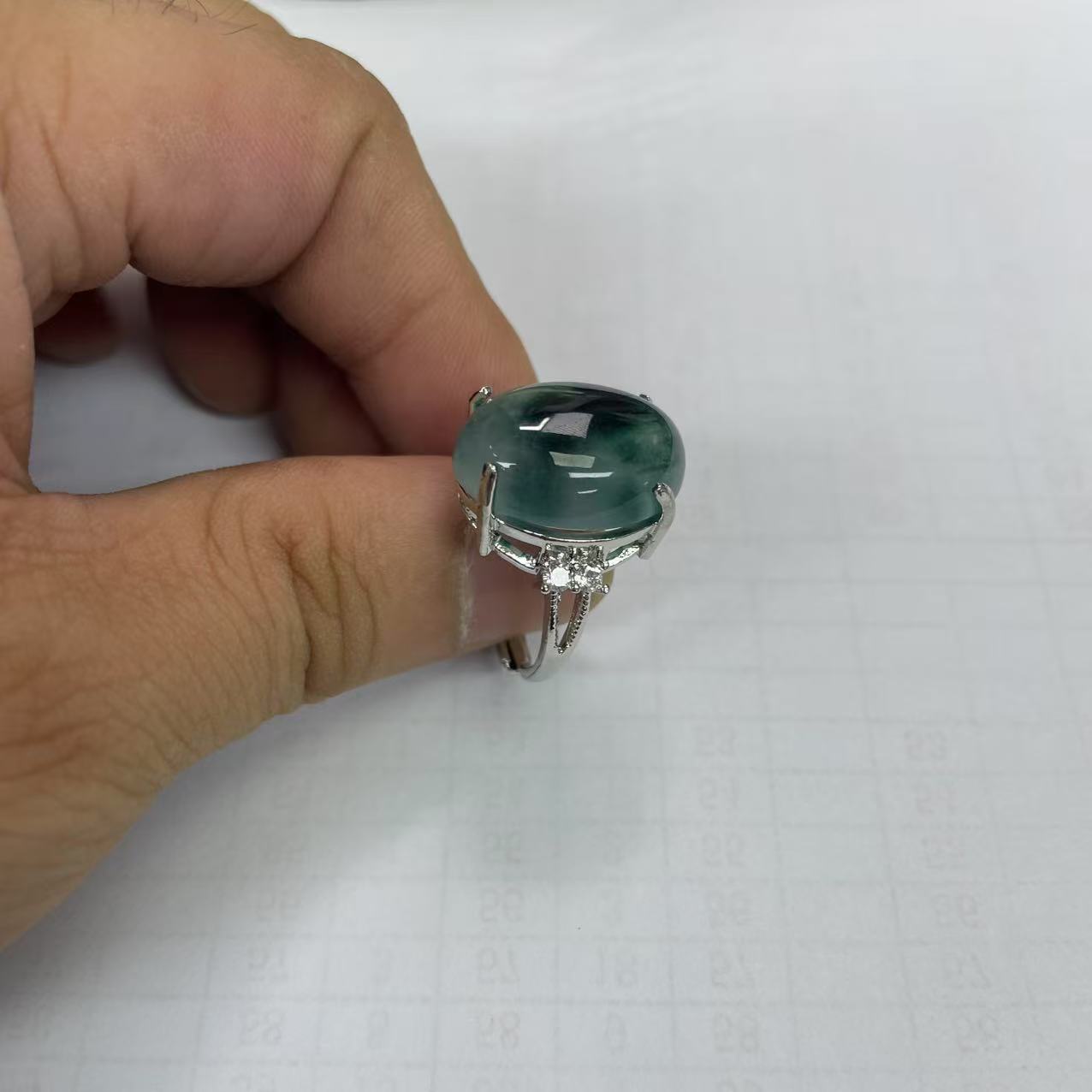 【大喜儿】透绿花蛋面戒指-12WQ1793