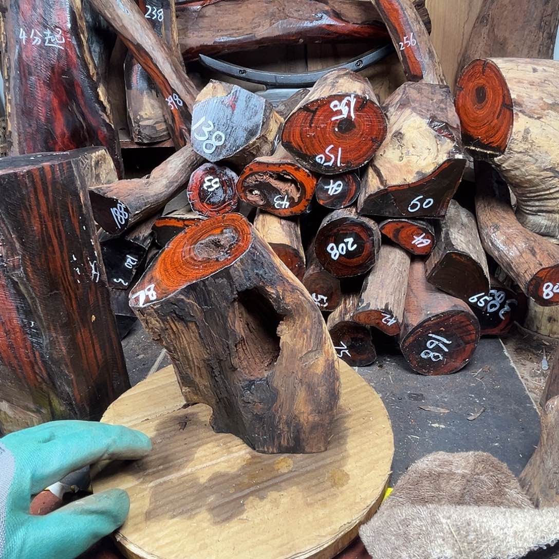 雨***4交趾黄檀（大红酸枝）