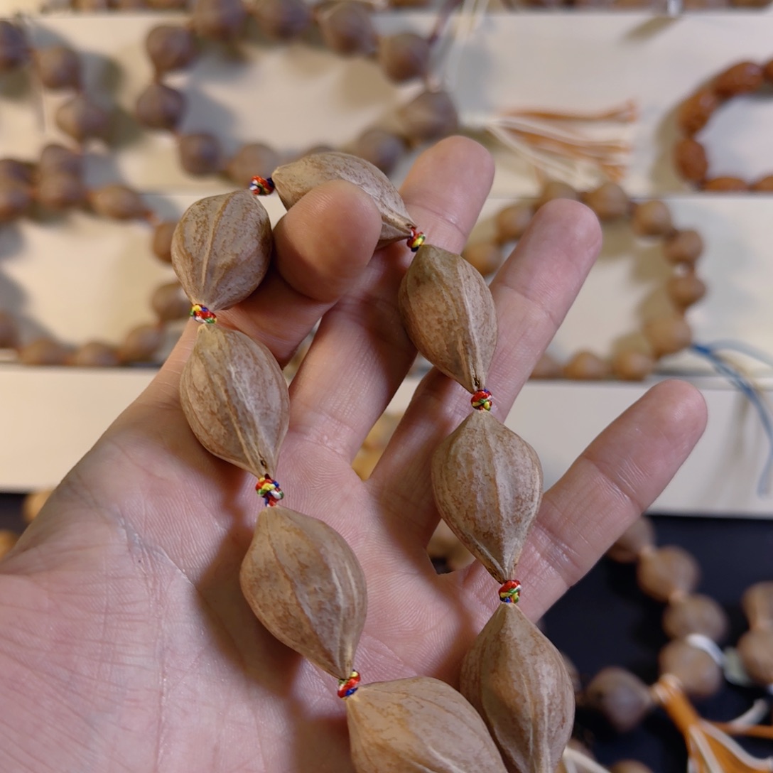 吊坠橄榄核啊啊啊啊啊啊啊啊