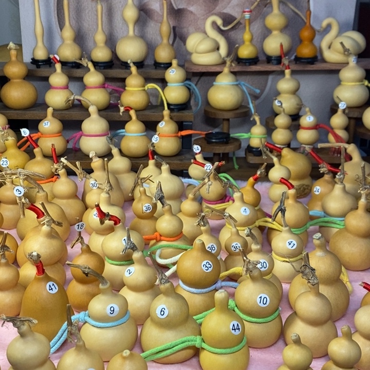 এ***࿐大叶紫檀（黑酸枝木类）