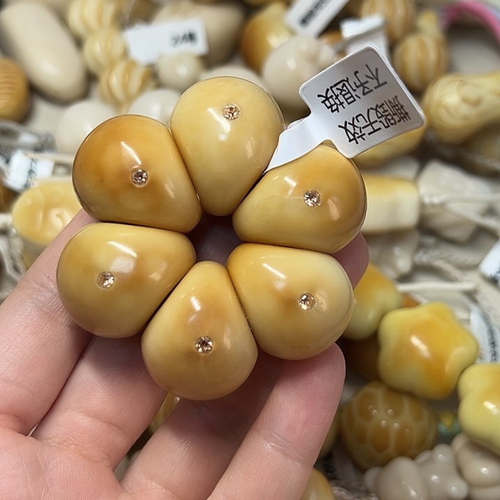 吊坠菩提根/象牙果K26 特价瑕疵款手捻不退不换 15 号