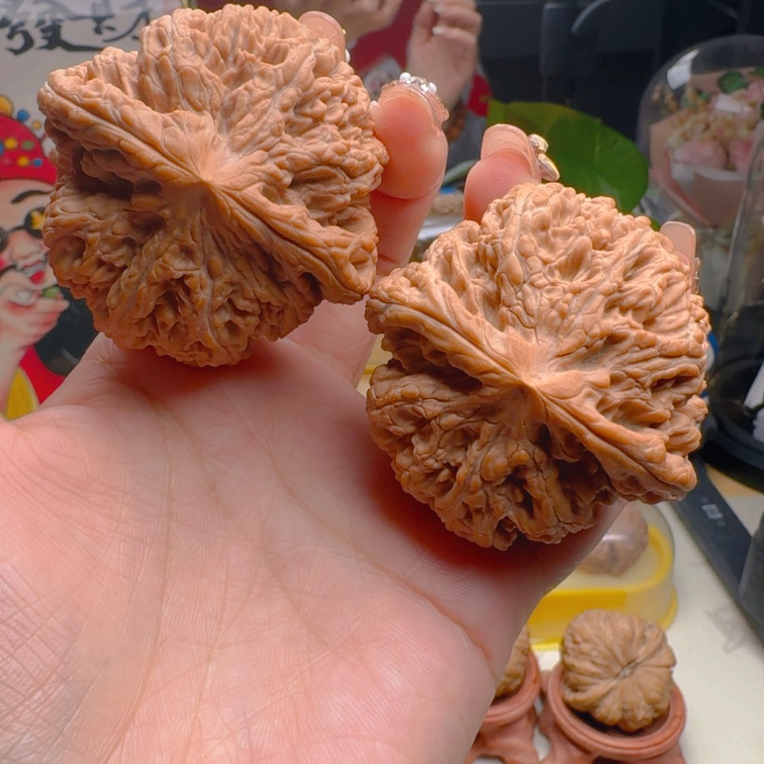 核桃把件50出处大粗筋