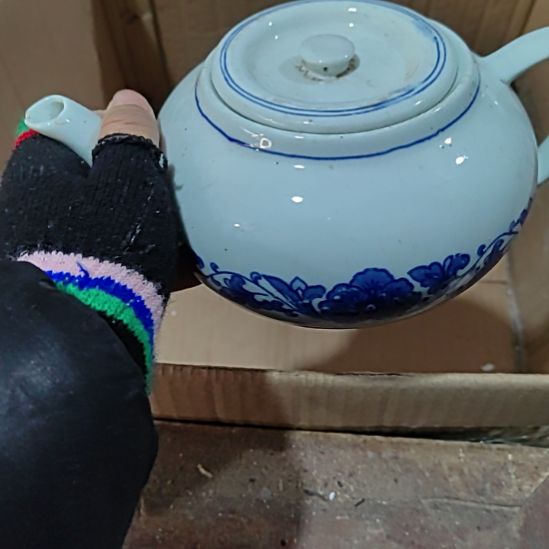 烈***人陶瓷精美摆件（不退换，微瑕的）