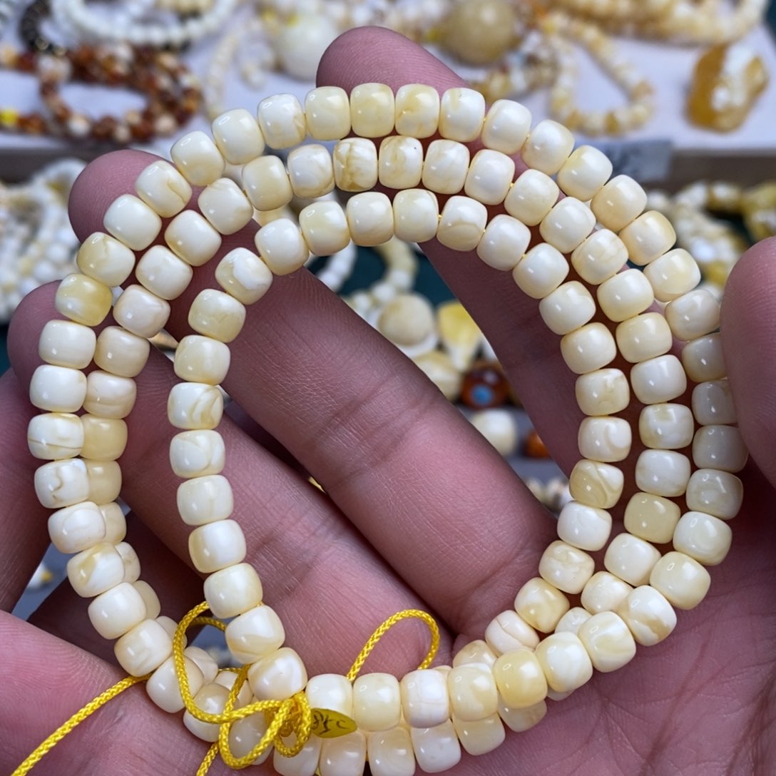 琥珀裸石未镶嵌蜜蜡6+108