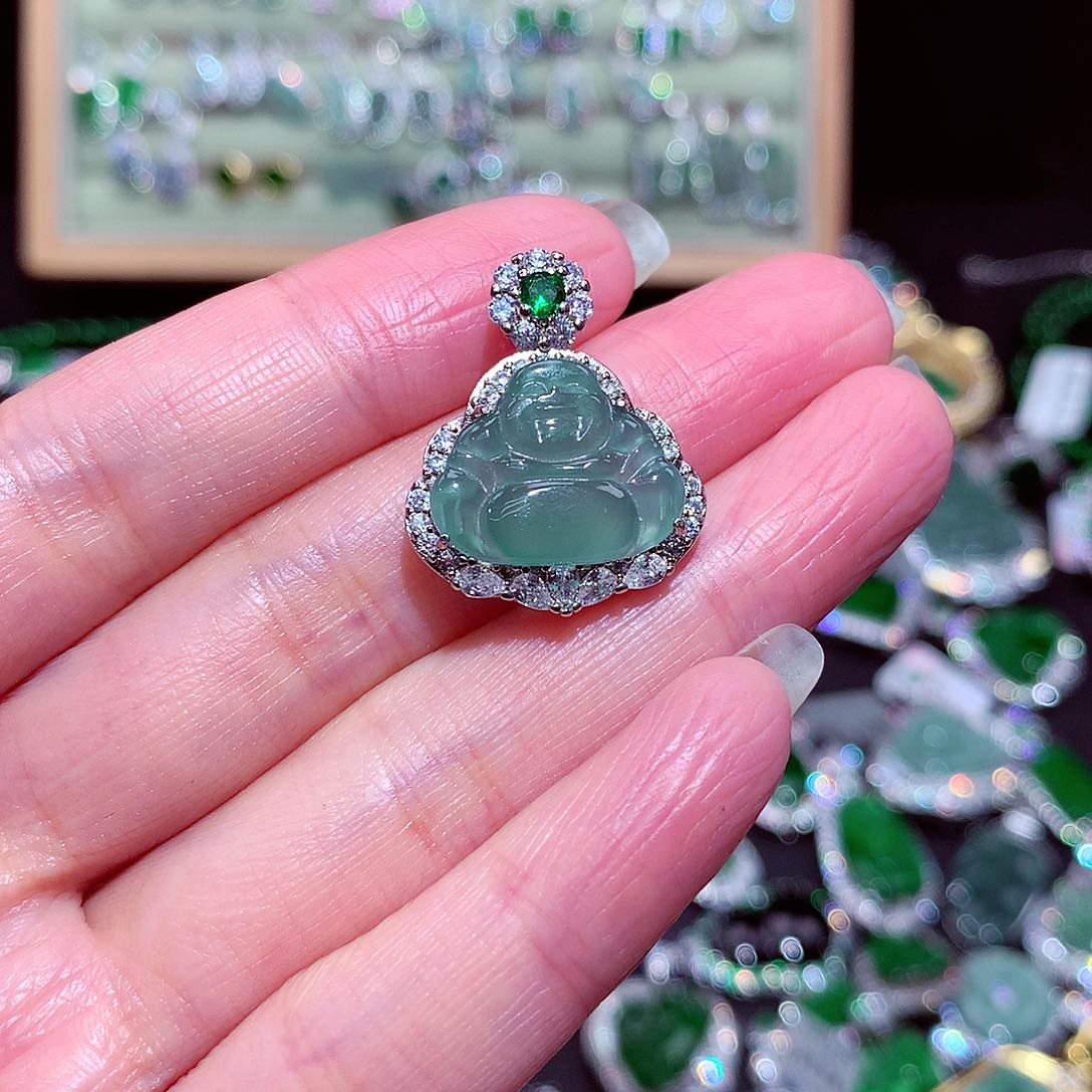 【闪购商品】翡翠吊坠(不含链)未镶嵌