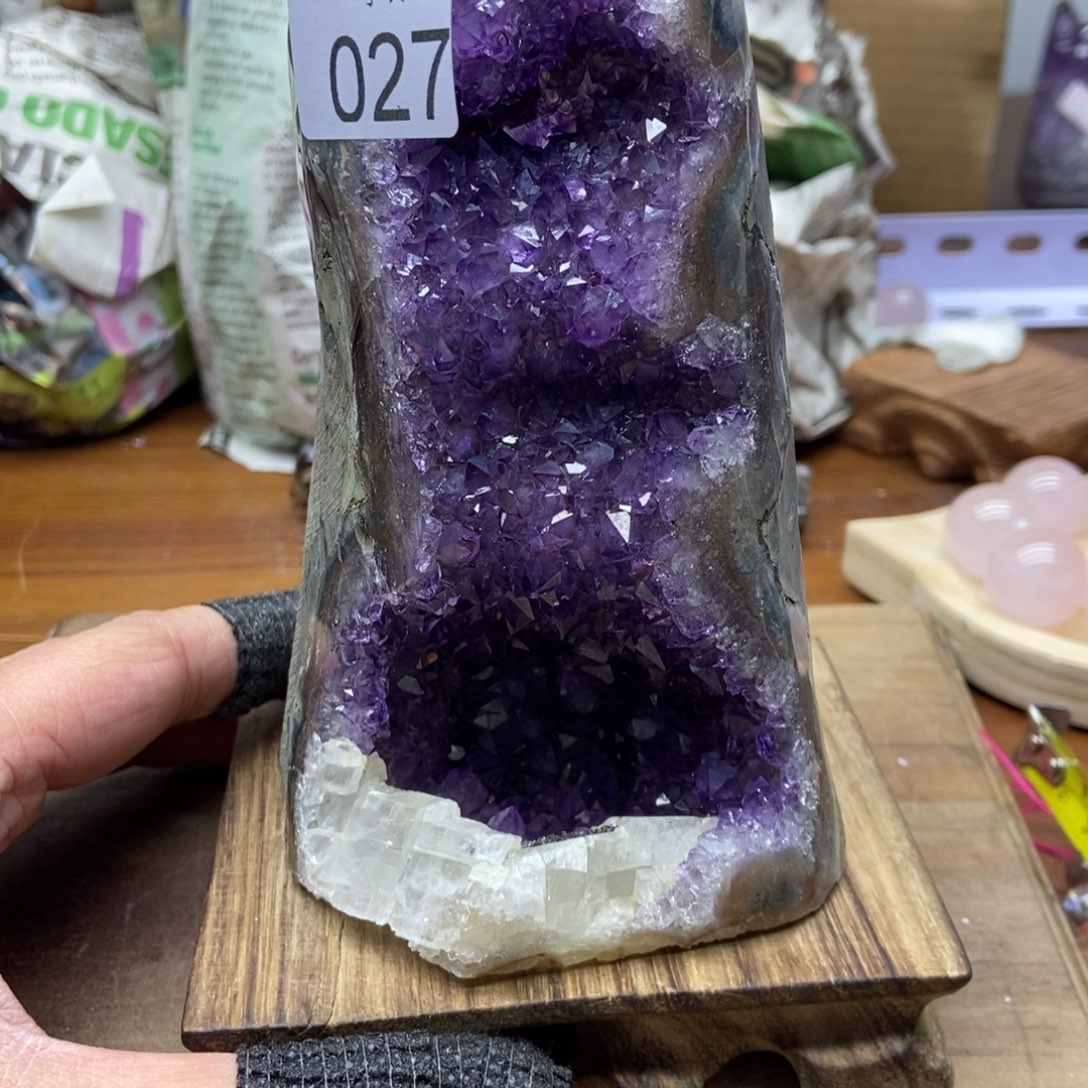 紫晶天然水晶摆件未镶嵌