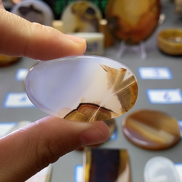 玛瑙/玉髓未镶嵌珠宝半成品156
